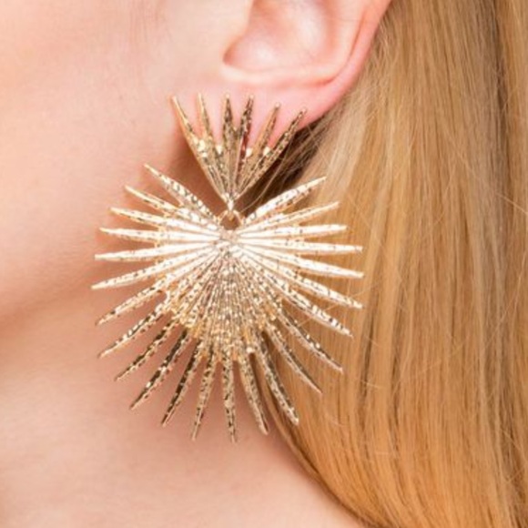 Jewelry - Gold Earrings